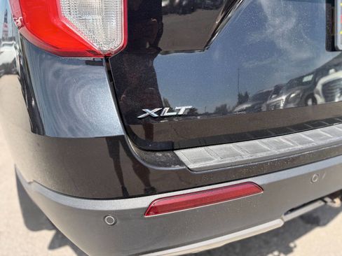 Used 2020 Ford Explorer XLT w/ Equipment Group 202A image 38