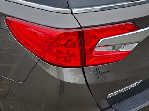 Used 2019 Honda Odyssey Touring image 43