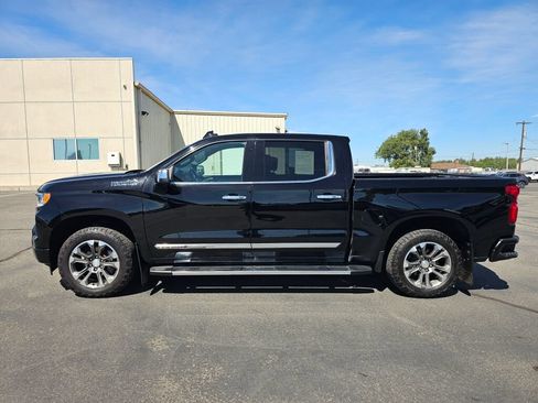 Used 2022 Chevrolet Silverado 1500 High Country AWD/4WD image 3