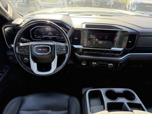 Used 2024 GMC Sierra 1500 SLT image 14