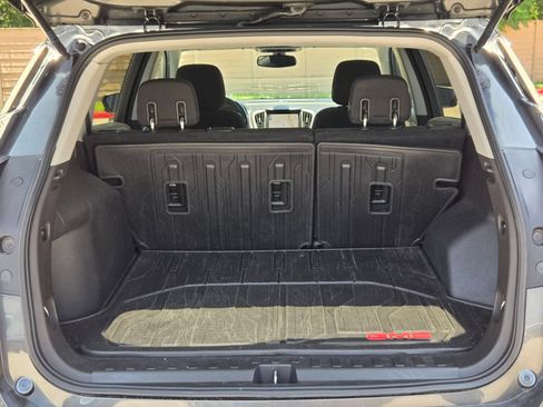 Used 2019 GMC Terrain SLE w/ Driver Convenience Package FWD image 24