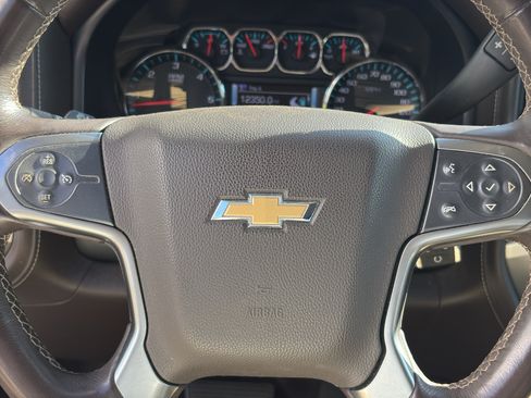 Used 2015 Chevrolet Silverado 1500 LTZ RWD image 17