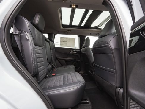 New 2026 Mitsubishi Outlander Trail Edition image 36