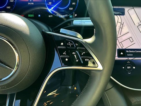 Used 2023 Mercedes-Benz EQS 580 4MATIC Sedan image 24