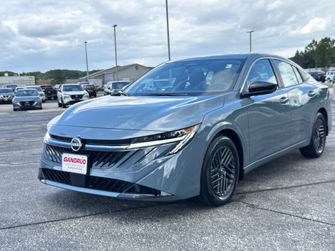 New 2027 Nissan Sentra SV FWD image 2