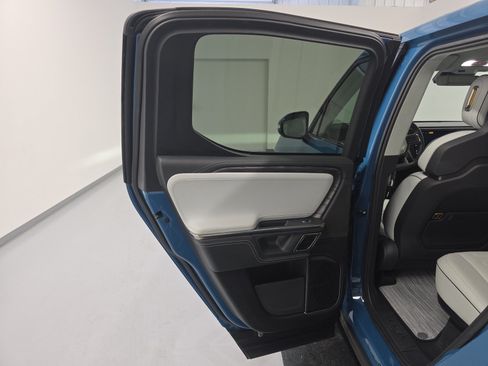 Used 2022 Rivian R1T Launch Edition AWD/4WD image 17