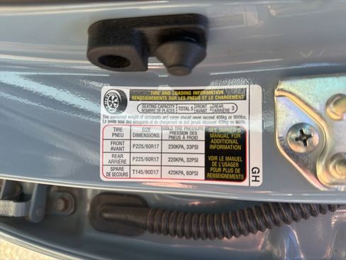 Used 2021 Subaru Crosstrek 2.5i Sport w/ Moonroof Package AWD/4WD image 15