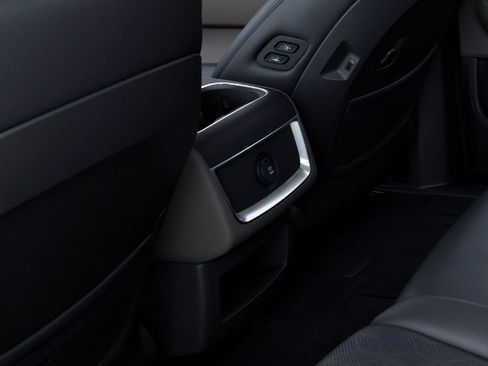 New 2026 Kia Carnival EX FWD image 26