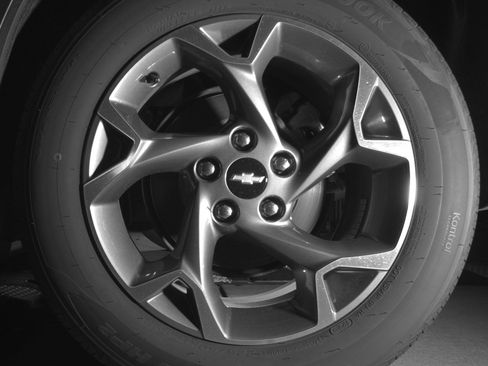 Used 2025 Chevrolet Trax LT w/ LT Convenience Package image 14