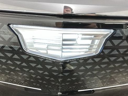 Used 2024 Cadillac Lyriq Sport RWD image 8