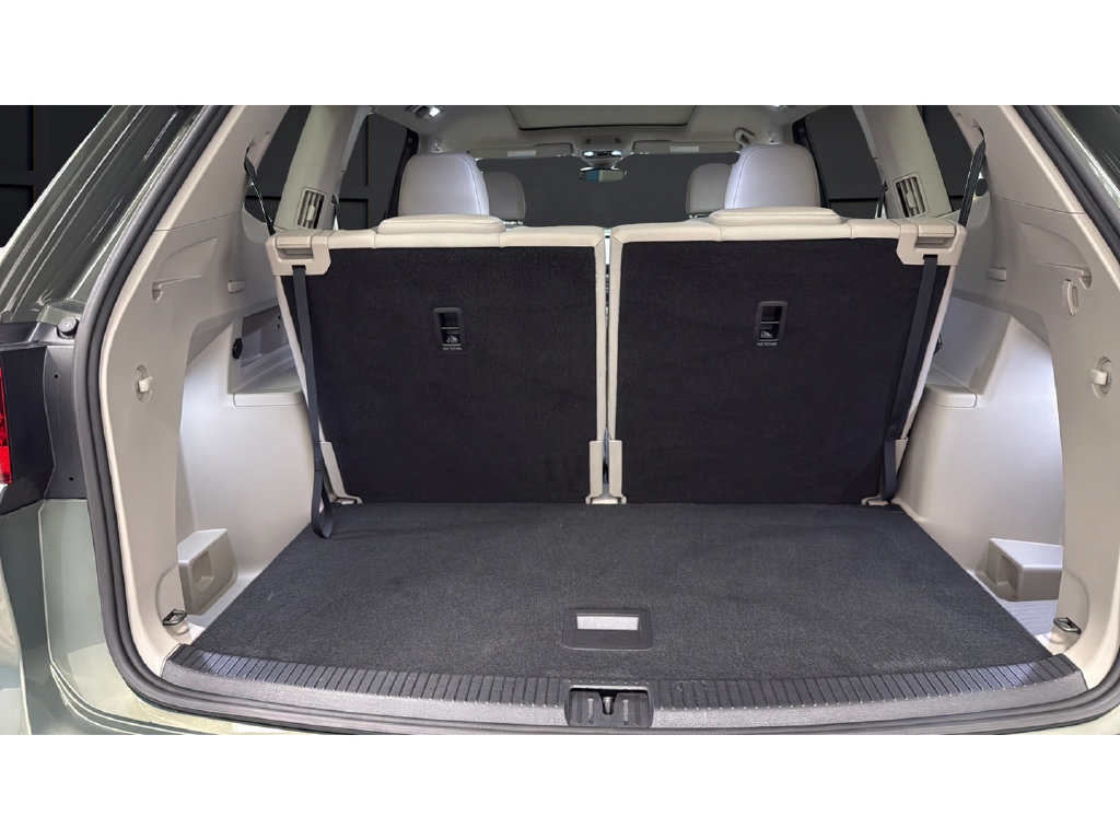 Used 2025 Volkswagen Atlas SE w/ Panoramic Sunroof Package AWD/4WD image 26