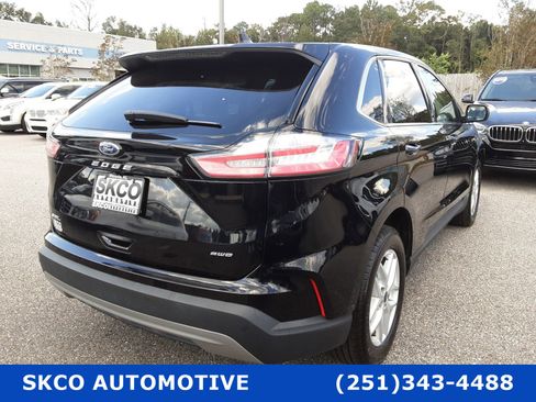 Used 2022 Ford Edge SEL image 5