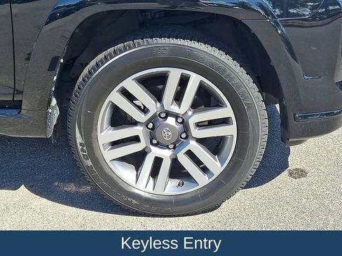 Used 2022 Toyota 4Runner TRD Sport w/ Technology Package AWD/4WD image 10