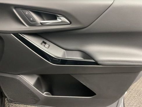 New 2026 Chevrolet Equinox LT image 23