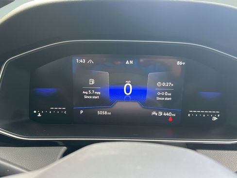 Used 2025 Volkswagen Jetta Sport image 25