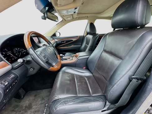 Used 2014 Lexus LS 460 image 13