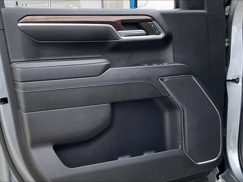 Used 2024 Chevrolet Silverado 1500 RST image 21