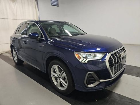 Used 2024 Audi Q3 2.0T Premium Plus w/ Premium Plus Package AWD/4WD image 3