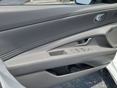 Certified 2026 Hyundai Elantra Sport FWD image 15