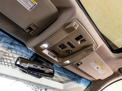 Used 2016 GMC Yukon Denali w/ Open Road Package image 31