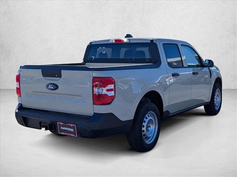 New 2025 Ford Maverick XL image 2