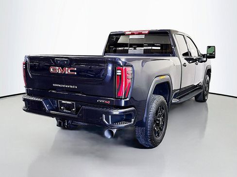 Used 2024 GMC Sierra 2500 AT4 w/ AT4 Premium Plus Package AWD/4WD image 7