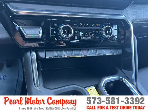 New 2026 GMC Sierra 2500 Denali w/ Snow Plow Prep/Camper Package AWD/4WD image 19