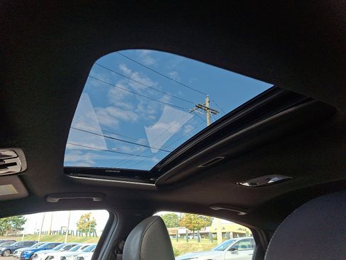 Used 2024 Kia Forte GT-Line w/ GT-Line Premium Package image 14