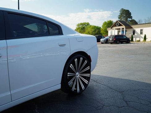 Used 2022 Dodge Charger SXT w/ Leather Interior Group RWD image 14