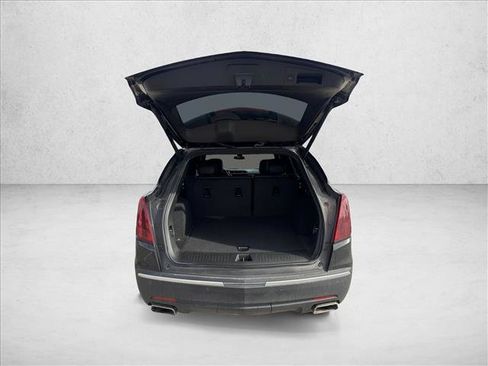 Used 2024 Cadillac XT5 Luxury FWD image 5