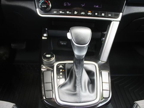 Used 2023 Kia Seltos S w/ Navigation Package FWD image 32