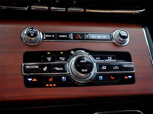 Used 2021 Lincoln Aviator Reserve w/ Equipment Group 202A image 23