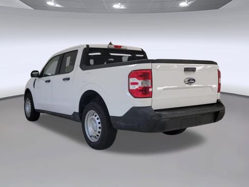 Used 2022 Ford Maverick XL FWD image 3