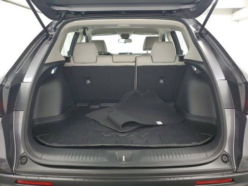 Certified 2025 Honda HR-V LX image 9
