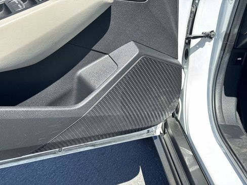 Certified 2023 Honda Accord EX image 21