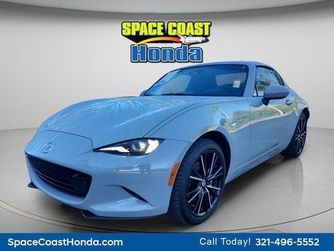 Used 2025 MAZDA MX-5 Miata RF Grand Touring RWD image 10