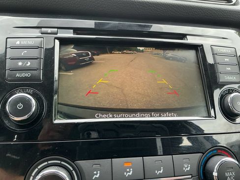 Used 2020 Nissan Rogue Sport S AWD/4WD image 26