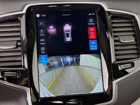 Used 2023 Volvo XC90 B6 Plus w/ Protection Package Premier image 15