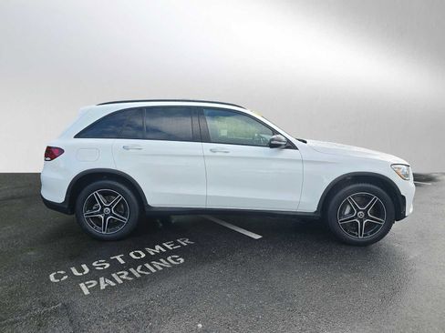 Certified 2022 Mercedes-Benz GLC 300 4MATIC image 2