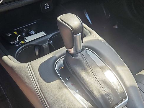 Used 2024 Honda HR-V EX-L image 26