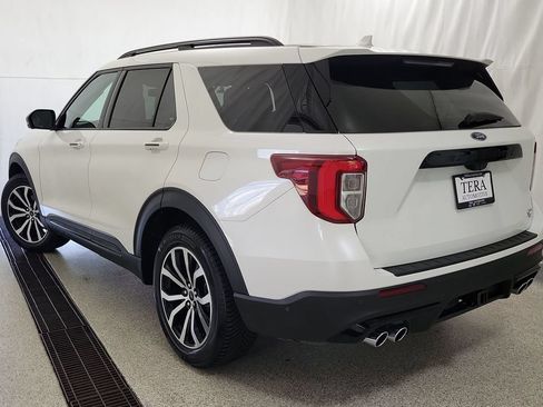 Used 2020 Ford Explorer ST w/ Premium Technology Package AWD/4WD image 7