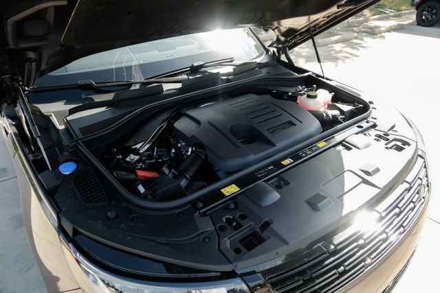 New 2026 Land Rover Range Rover Sport Dynamic SE AWD/4WD image 63