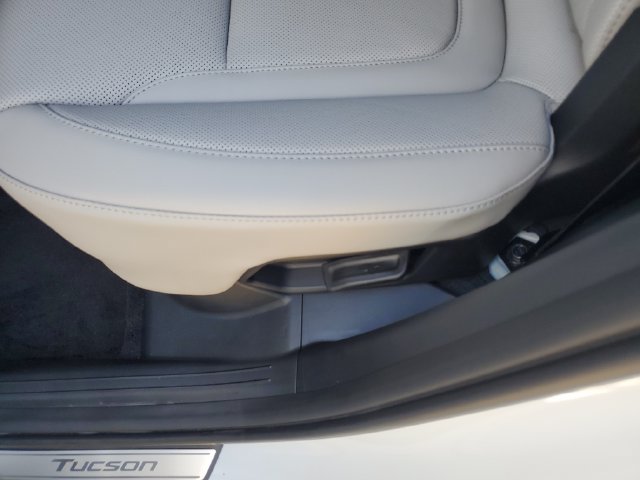 New 2026 Hyundai Tucson Limited AWD/4WD image 15