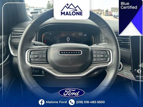 Used 2022 Jeep Wagoneer Series II AWD/4WD image 40