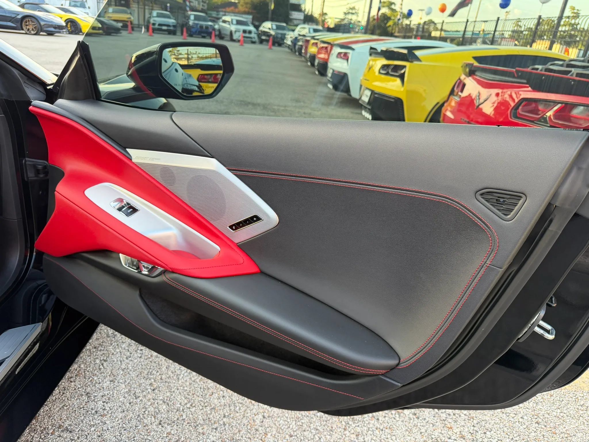 Used 2020 Chevrolet Corvette Stingray Preferred Cpe w/ 2LT Preferred Equipment Group RWD image 19