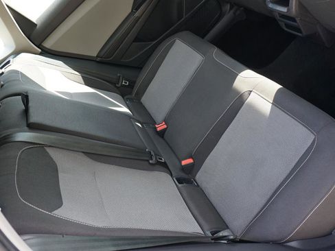 Used 2024 Volkswagen Taos S image 17