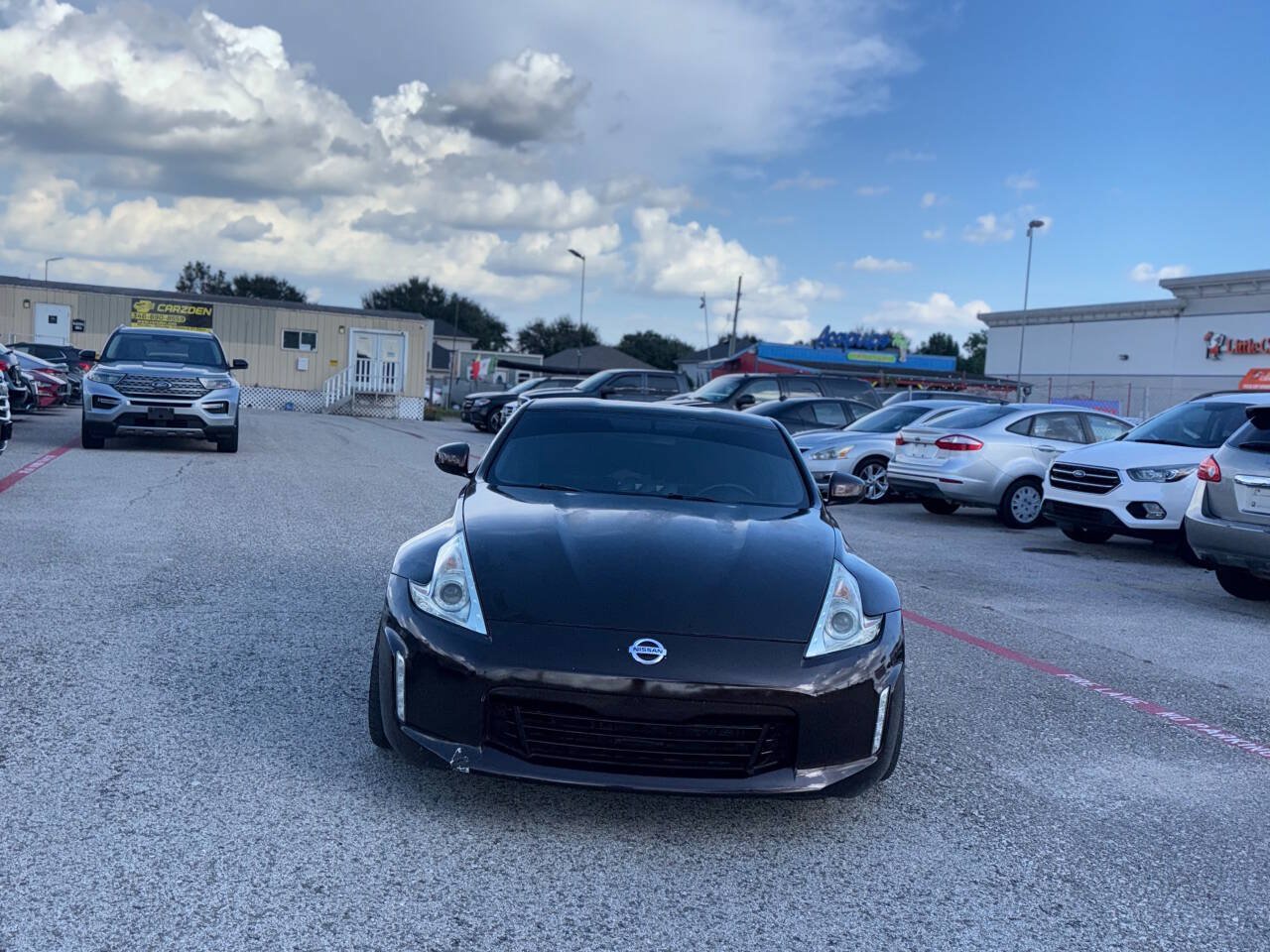 Used 2016 Nissan 370Z Coupe RWD image 5