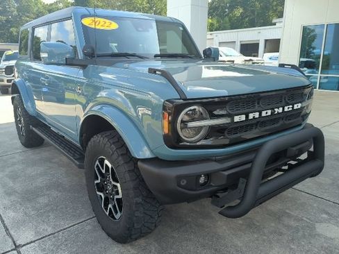 Used 2022 Ford Bronco Outer Banks AWD/4WD image 1