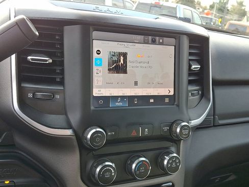 Used 2024 RAM 2500 Big Horn image 28