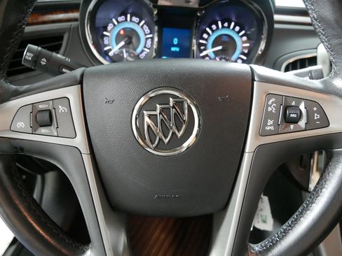Used 2011 Buick LaCrosse CXL AWD/4WD image 25
